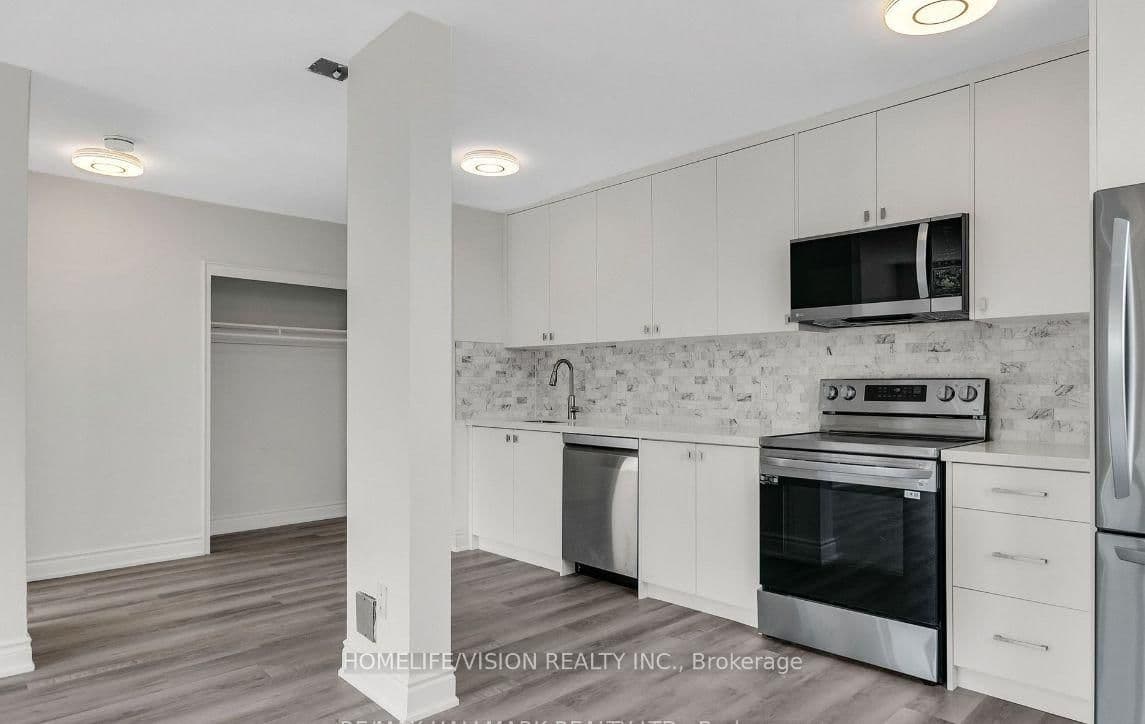 18 Kenrae Road, Unit 12 thumbnail 8