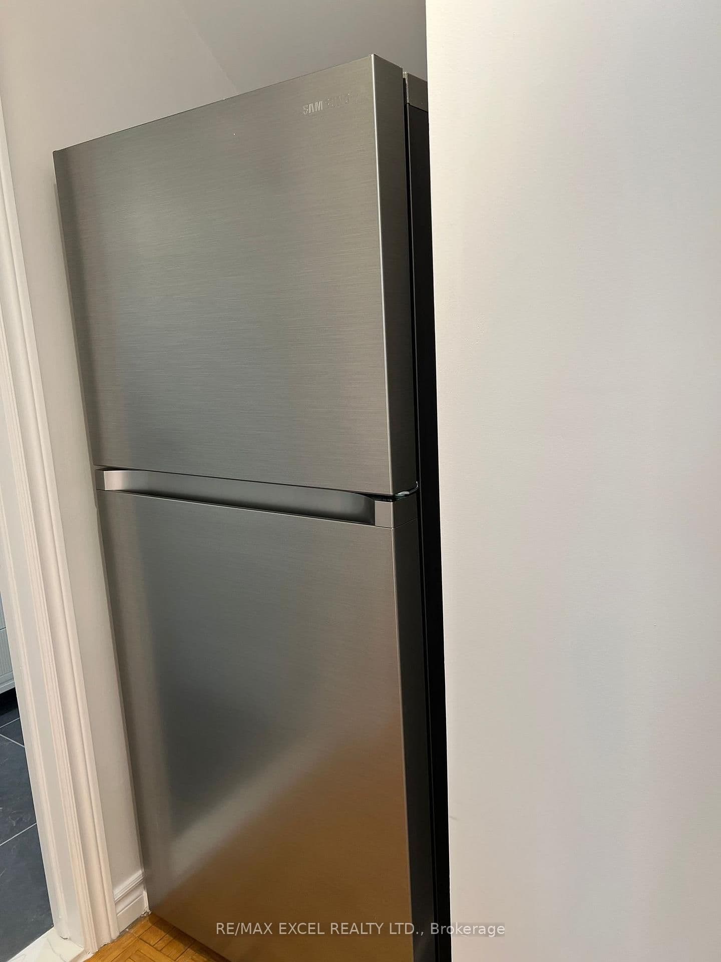53 Hickorynut Drive, Unit Ground (Unit B) thumbnail 3