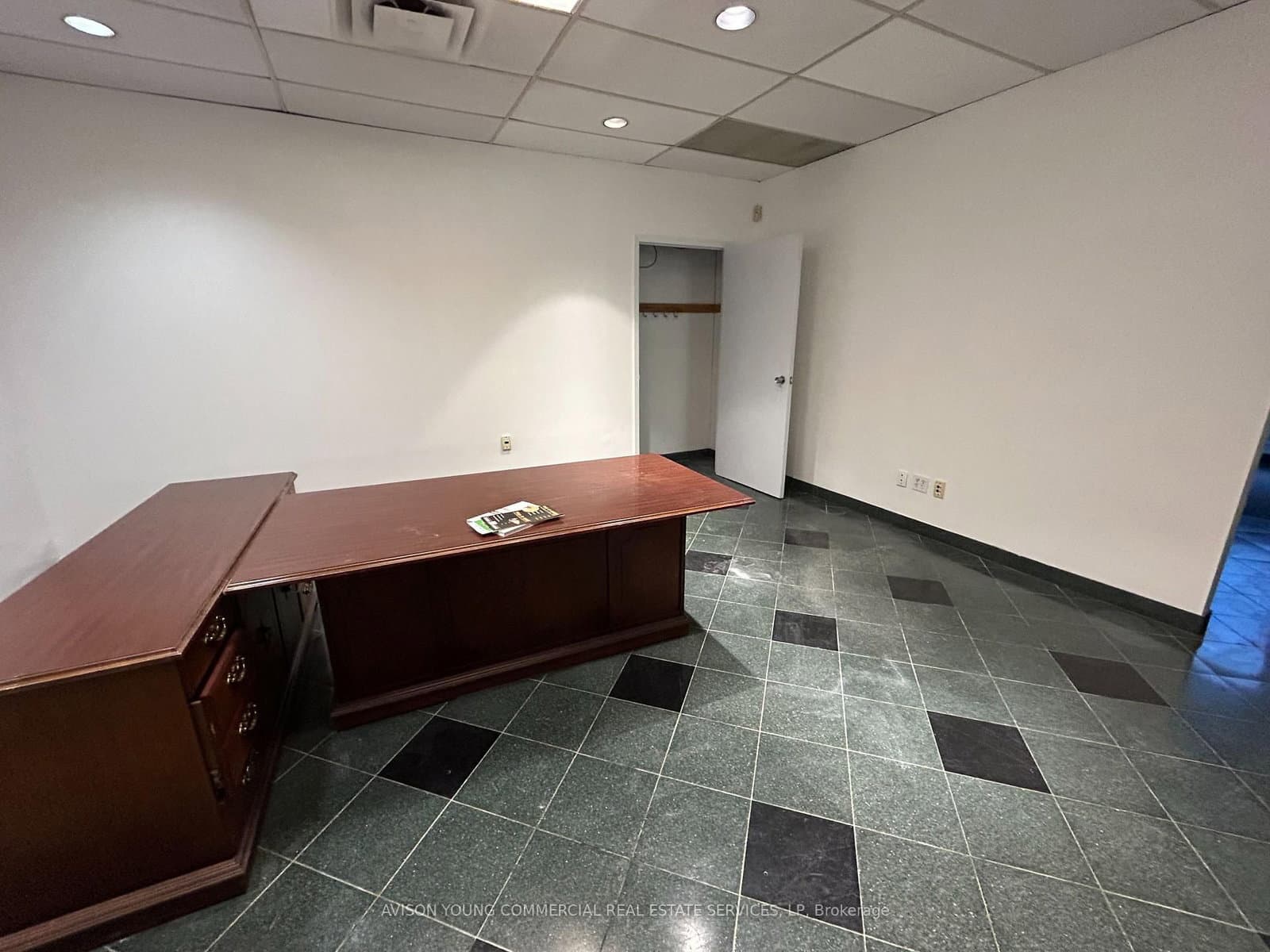 55 Eglinton Avenue E, Unit 605 - Image 1