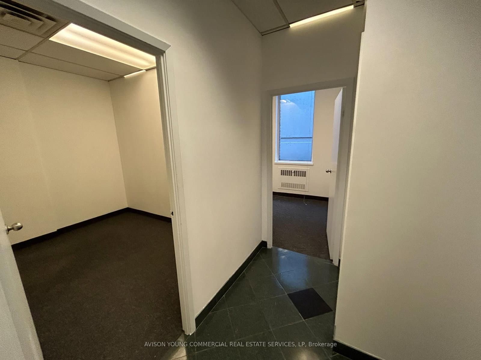 55 Eglinton Avenue E, Unit 605 thumbnail 2