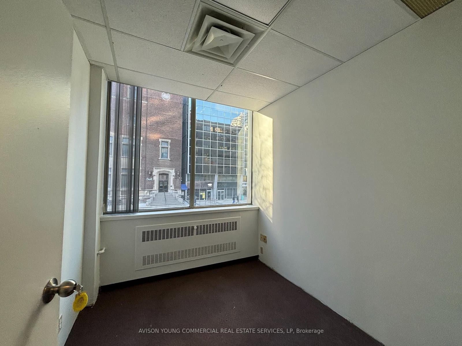 55 Eglinton Avenue E, Unit 201 thumbnail 3