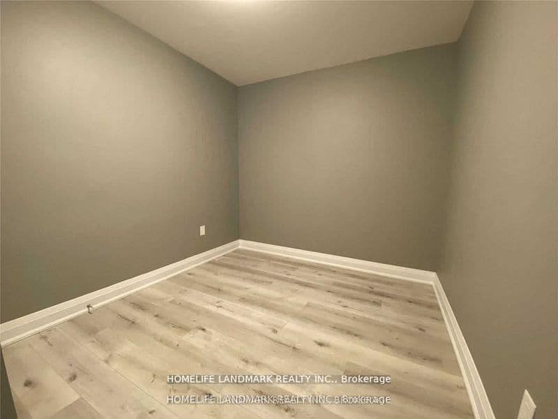 2651 Yonge Street thumbnail 11