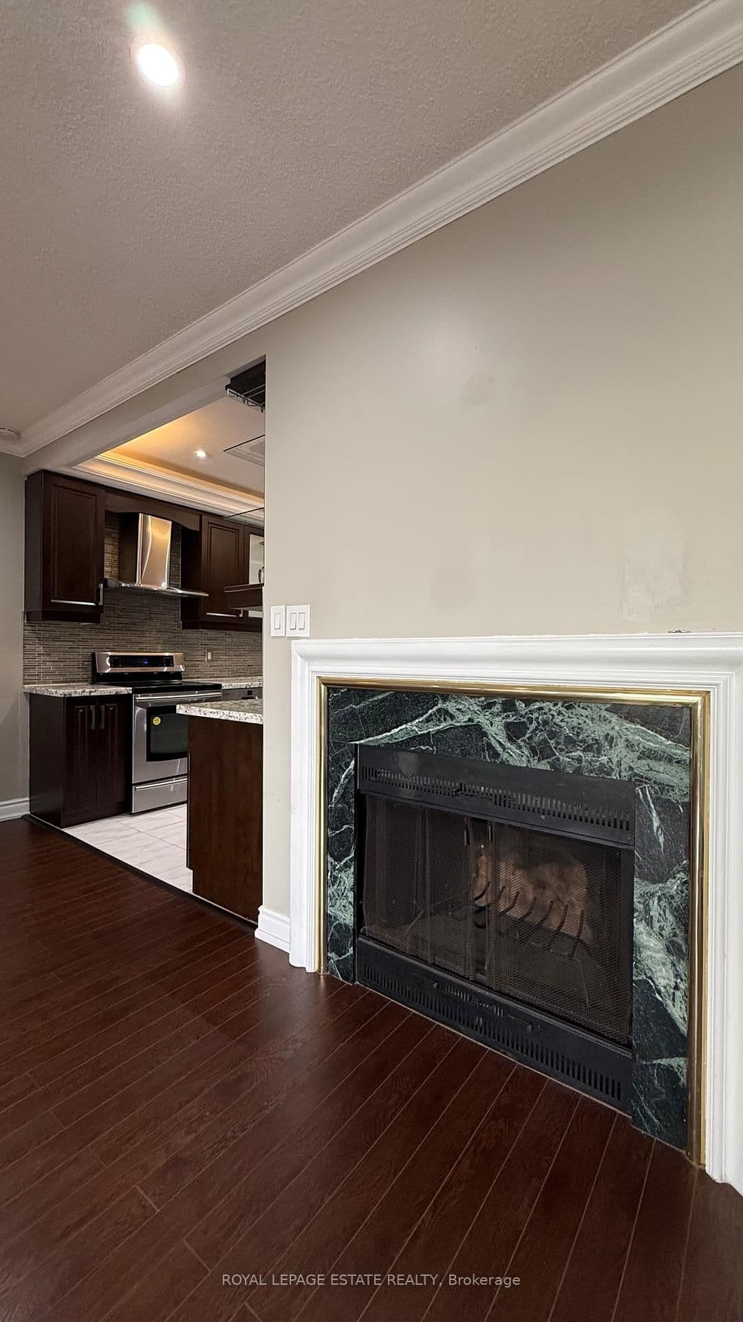 280 Simcoe Street, Unit Ph3 thumbnail 8