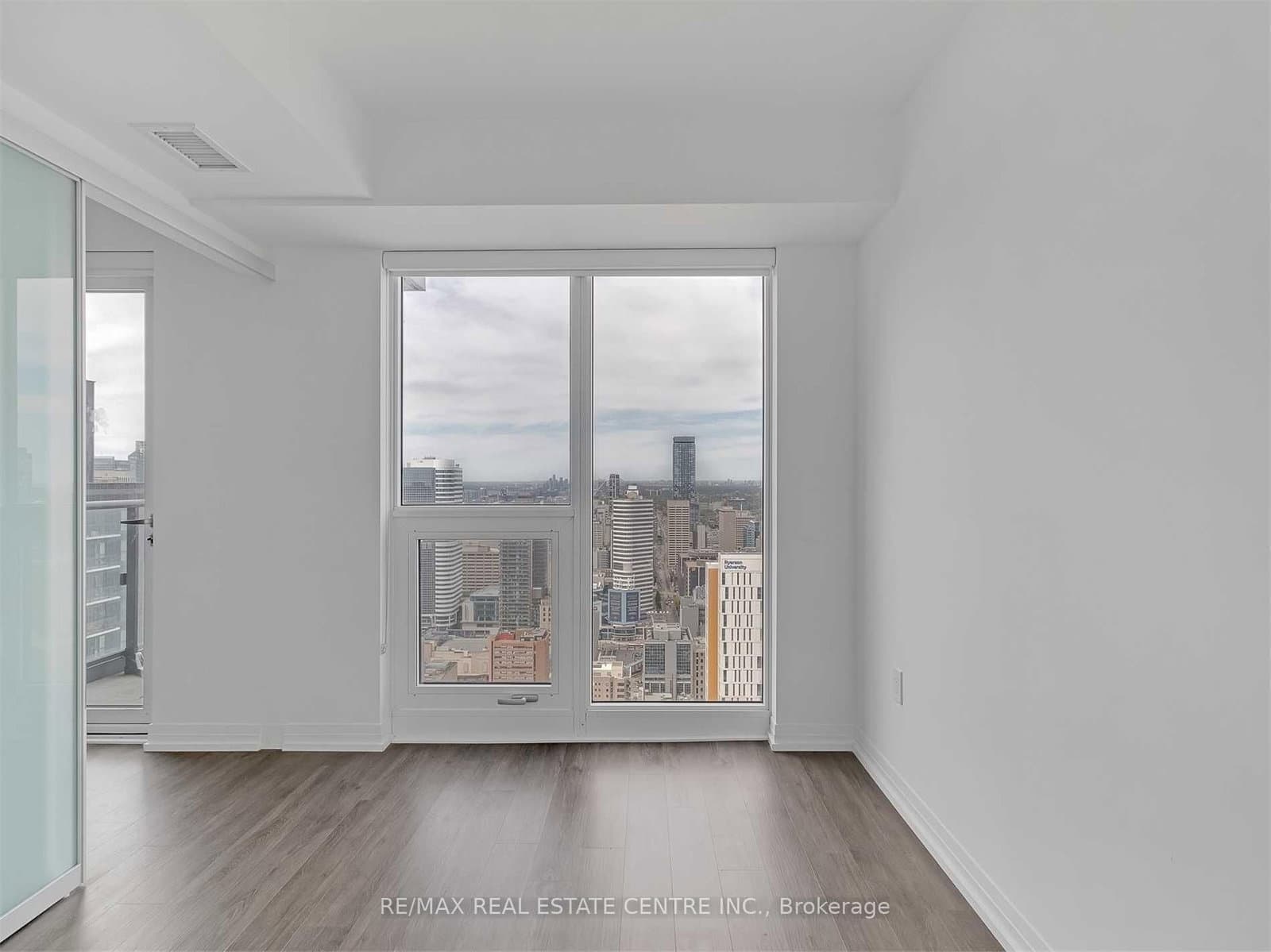 251 Jarvis Street, Unit 4709 thumbnail 12