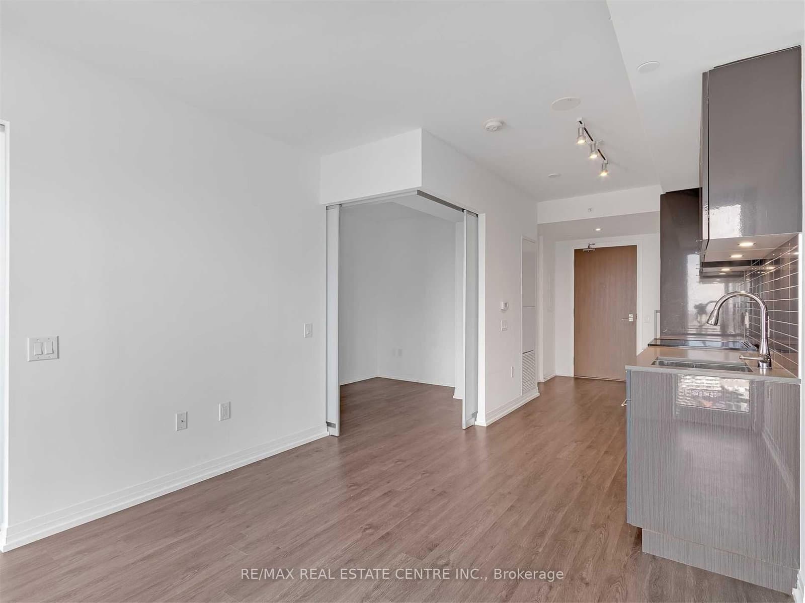 251 Jarvis Street, Unit 4709 thumbnail 14