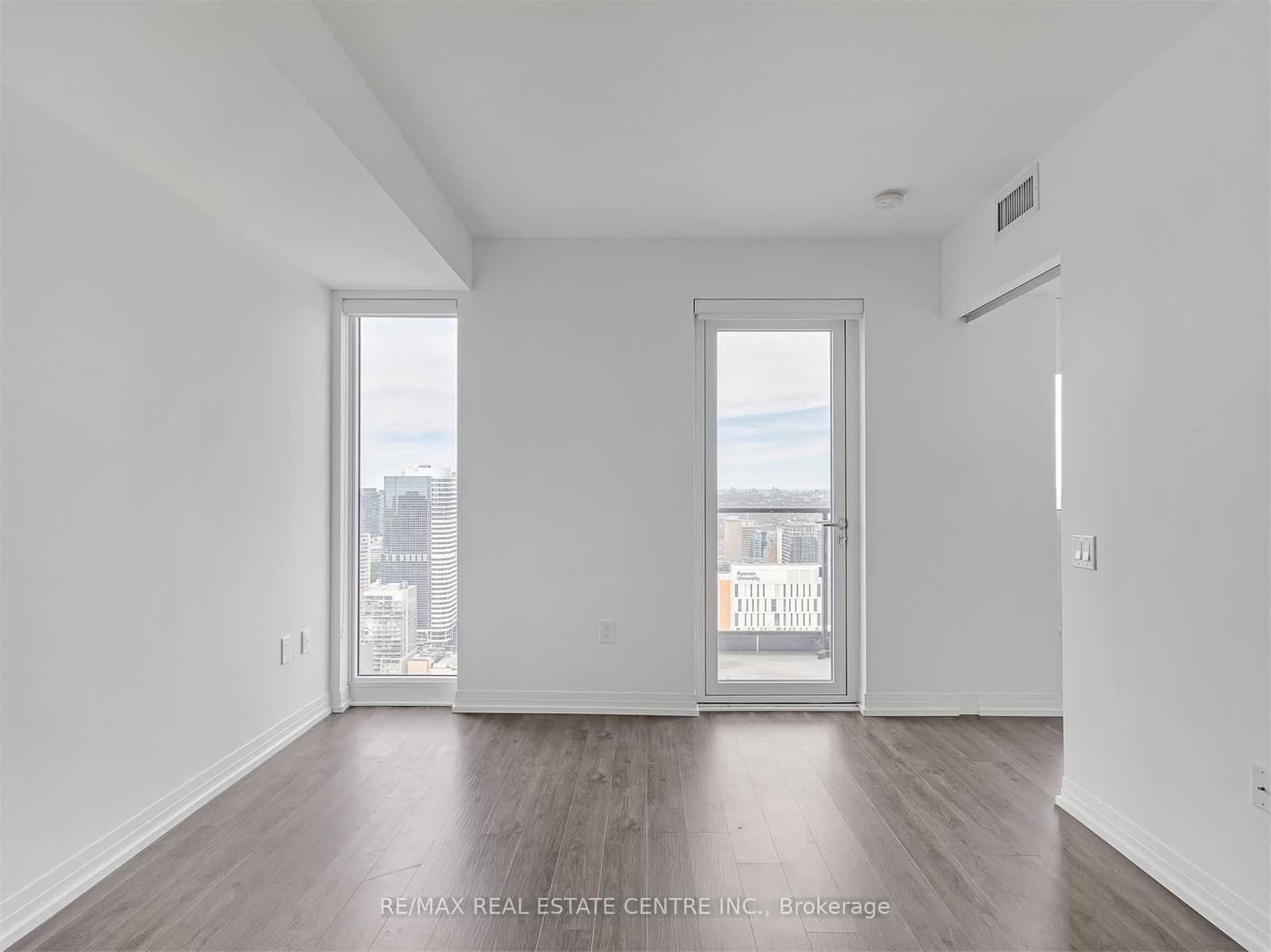 251 Jarvis Street, Unit 4709 thumbnail 6