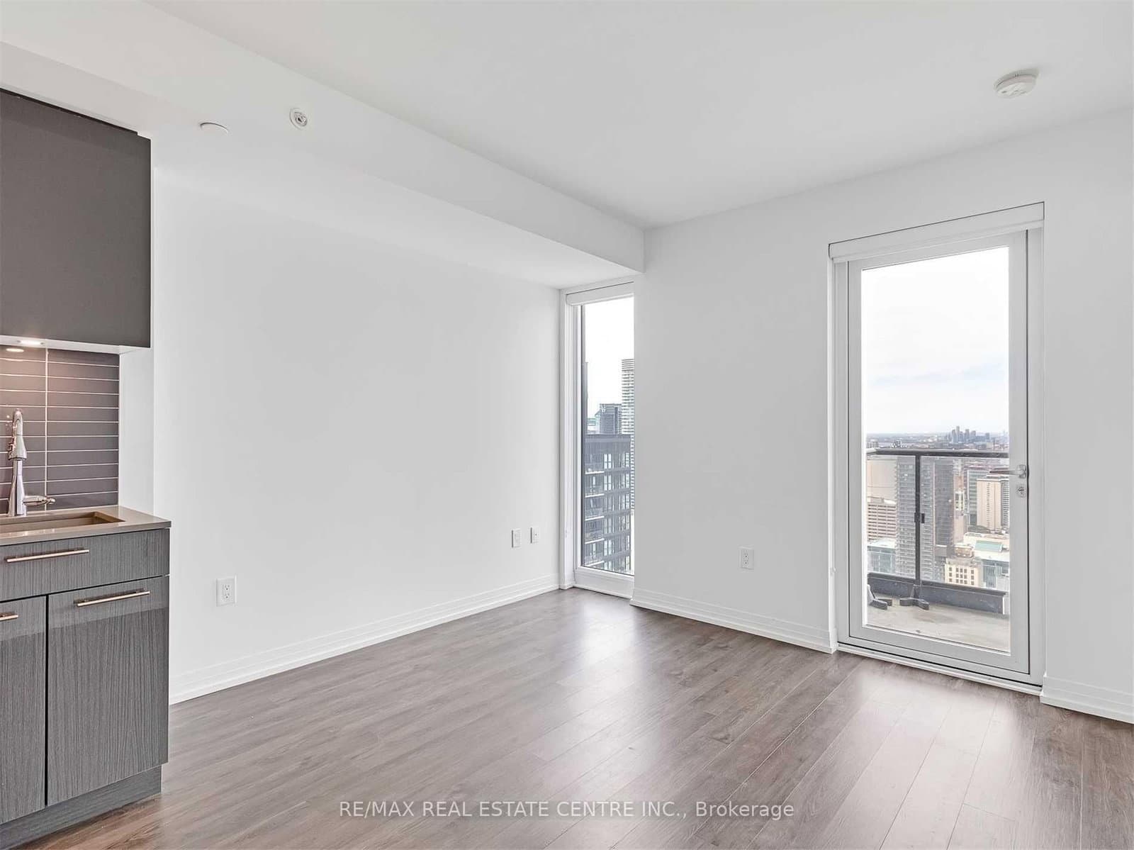 251 Jarvis Street, Unit 4709 thumbnail 7