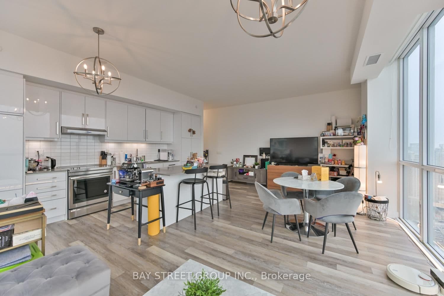 5180 Yonge Street, Unit Lph04 thumbnail 12