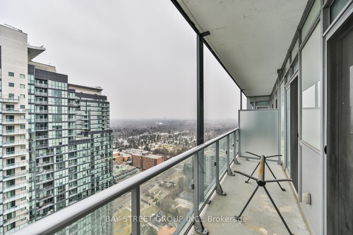 5180 Yonge Street, Unit Lph04 thumbnail 22
