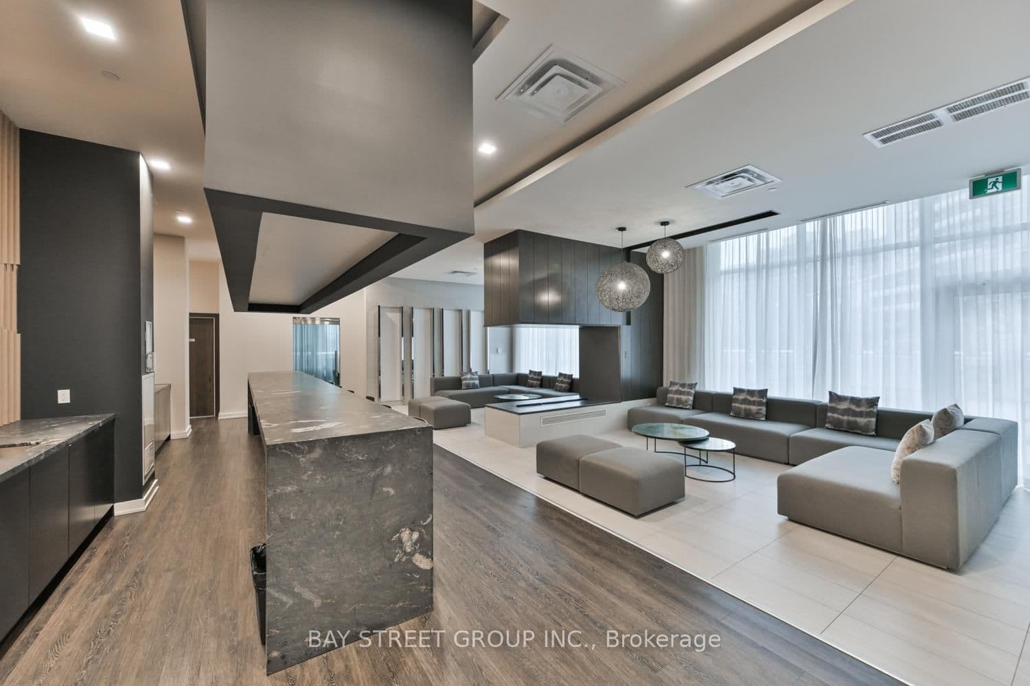 5180 Yonge Street, Unit Lph04 thumbnail 25