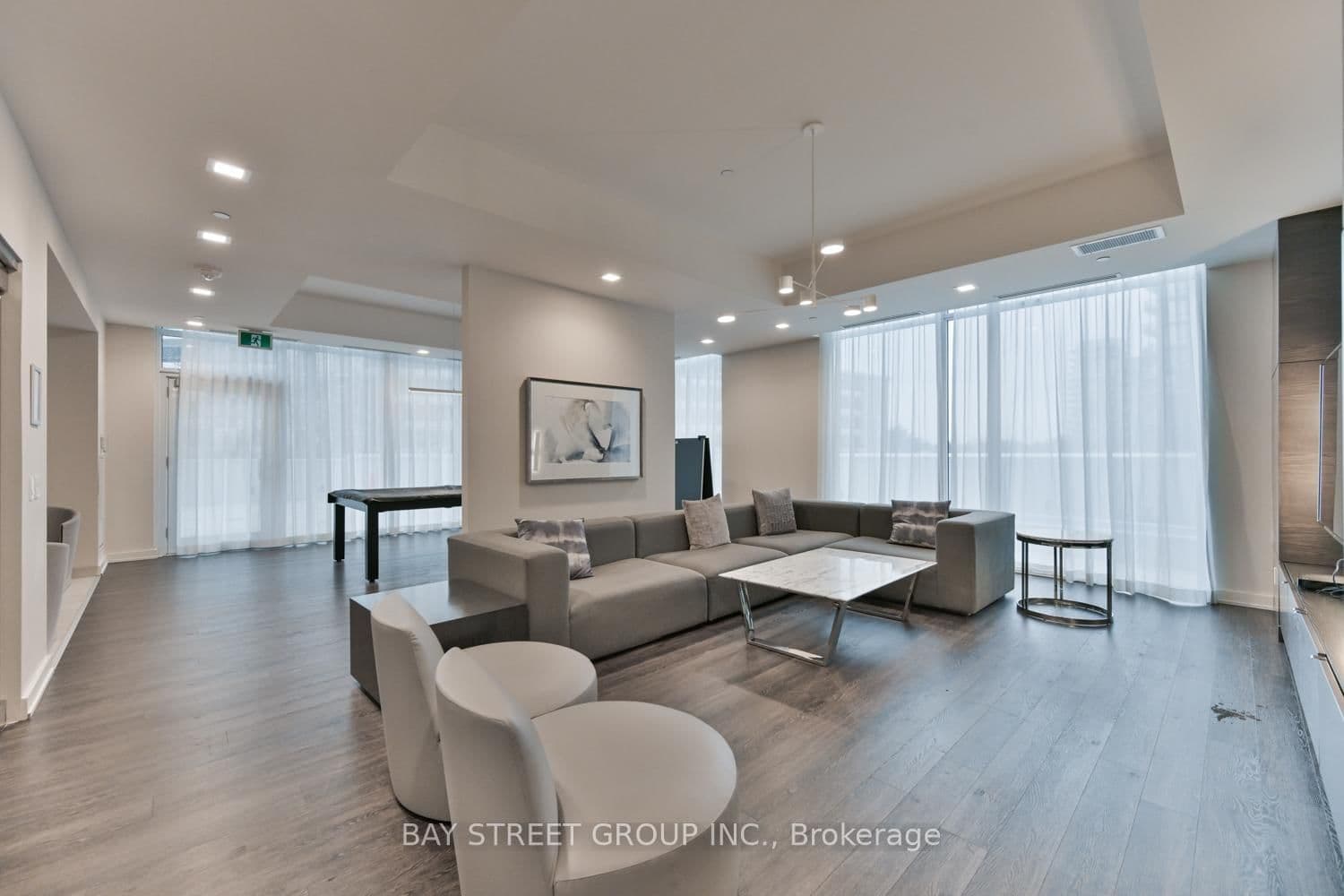 5180 Yonge Street, Unit Lph04 thumbnail 26