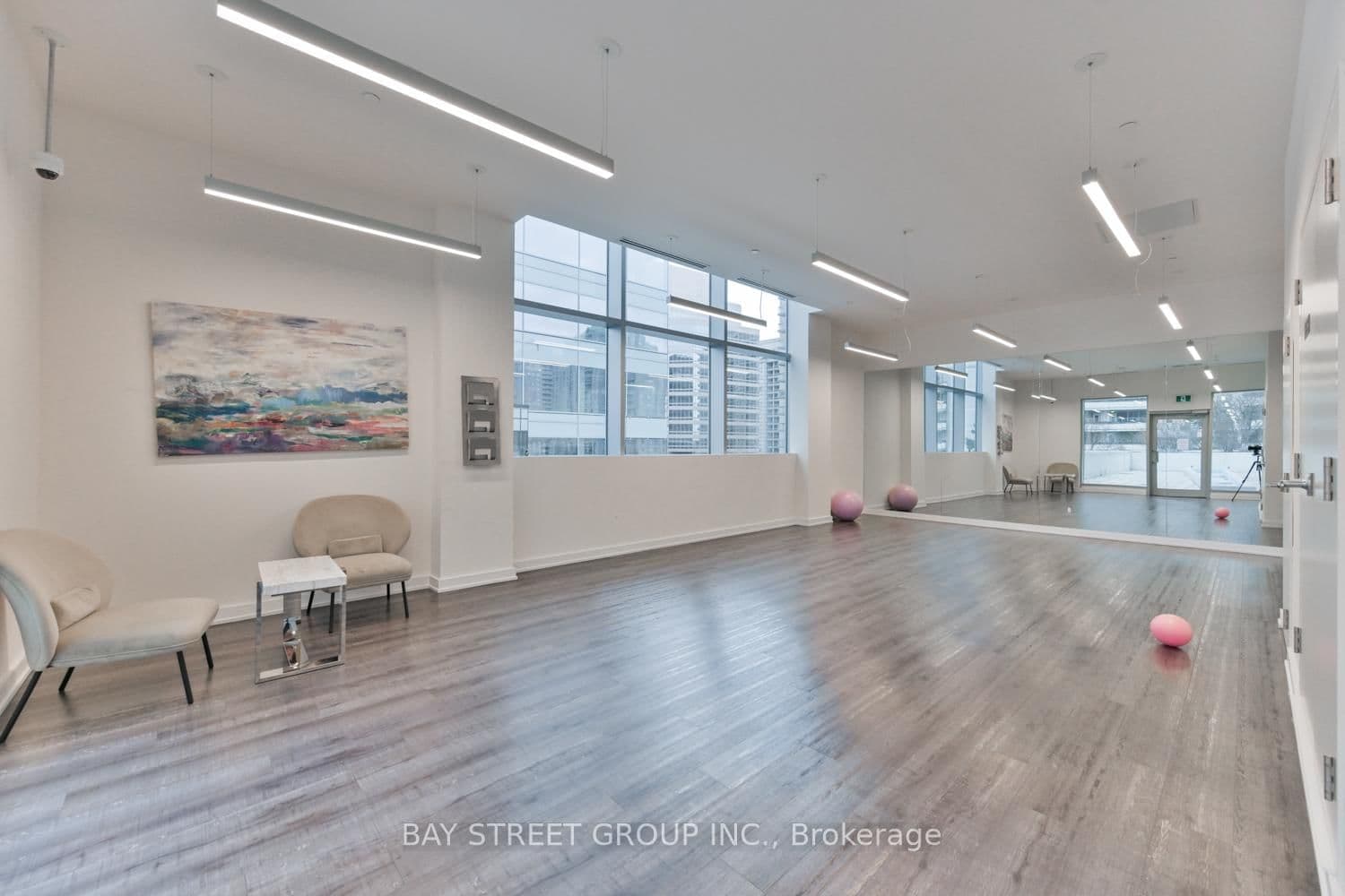 5180 Yonge Street, Unit Lph04 thumbnail 31