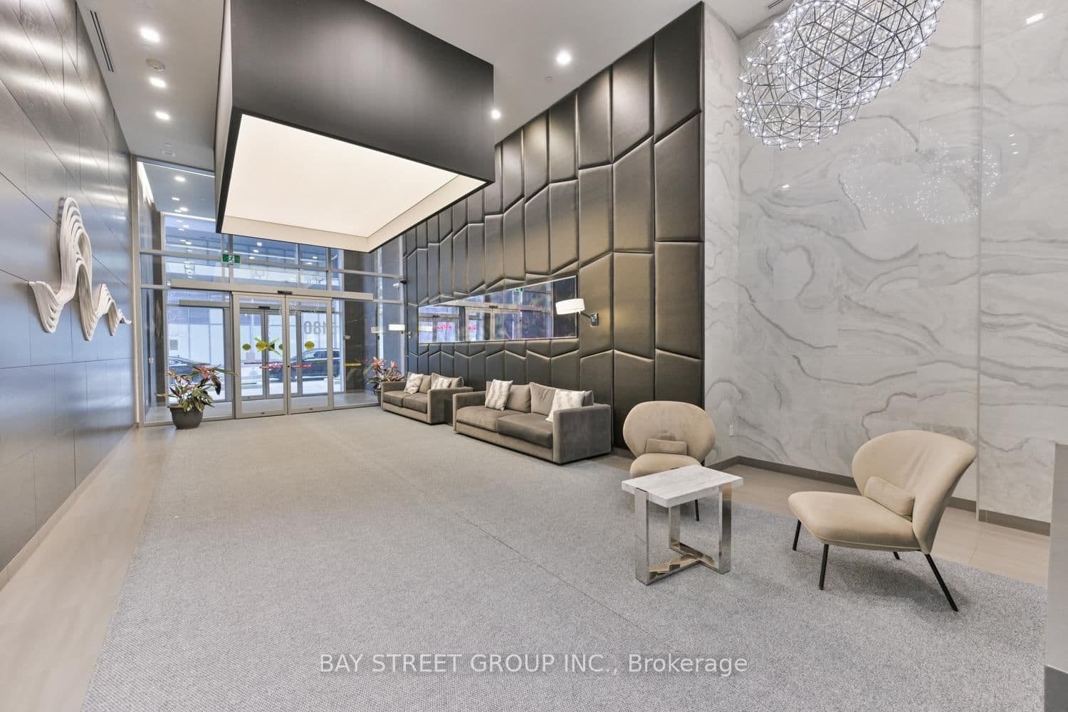 5180 Yonge Street, Unit Lph04 thumbnail 5
