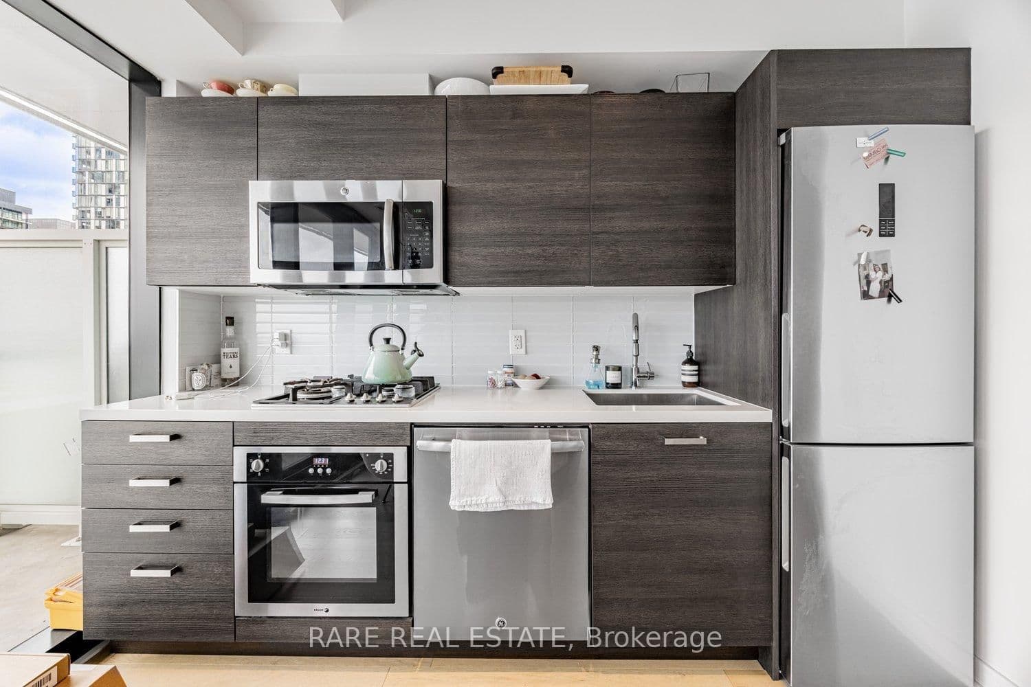 11 Charlotte Street, Unit 2404 thumbnail 17