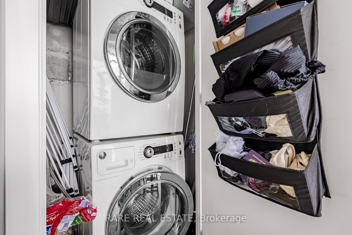 11 Charlotte Street, Unit 2404 thumbnail 23
