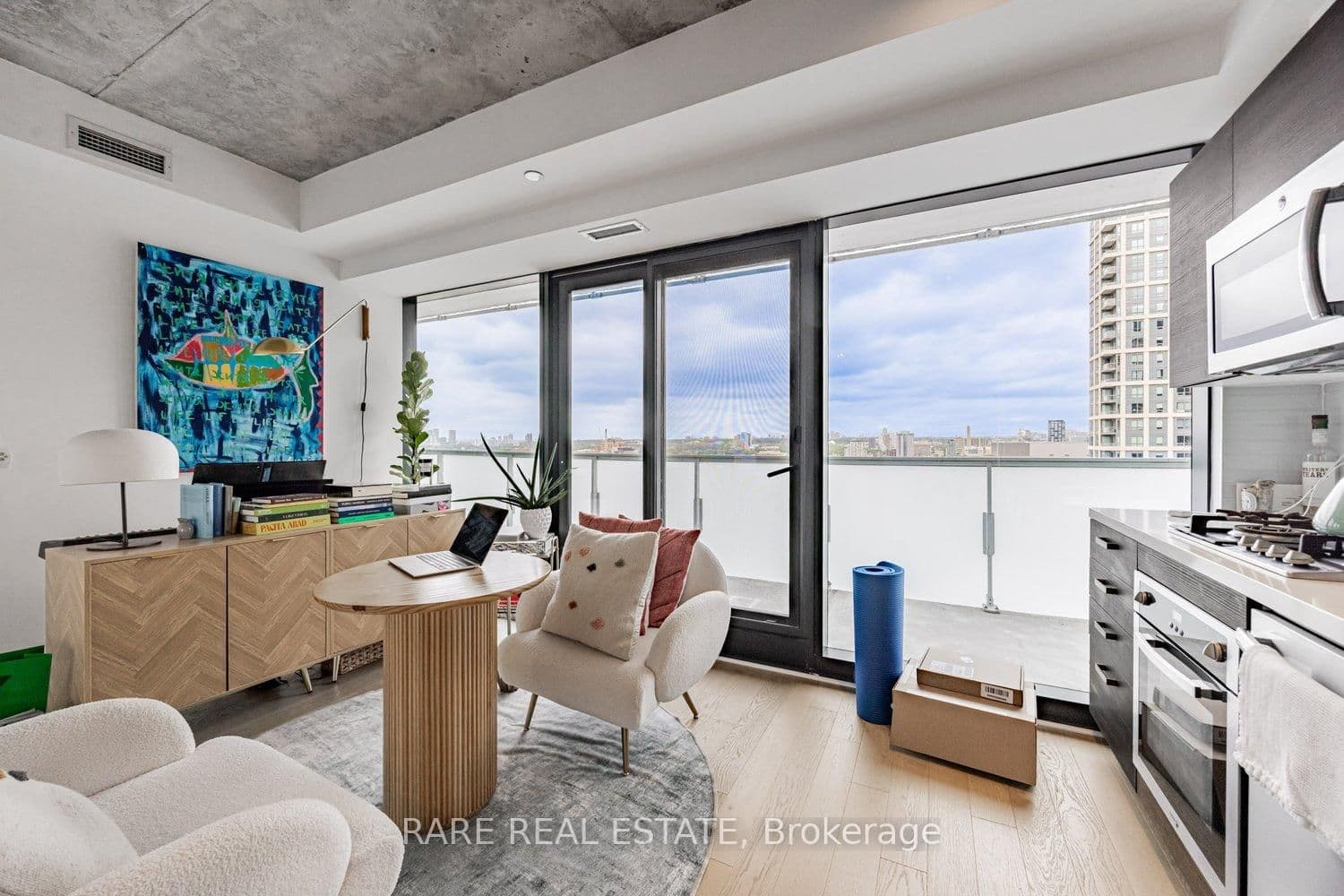 11 Charlotte Street, Unit 2404 thumbnail 9