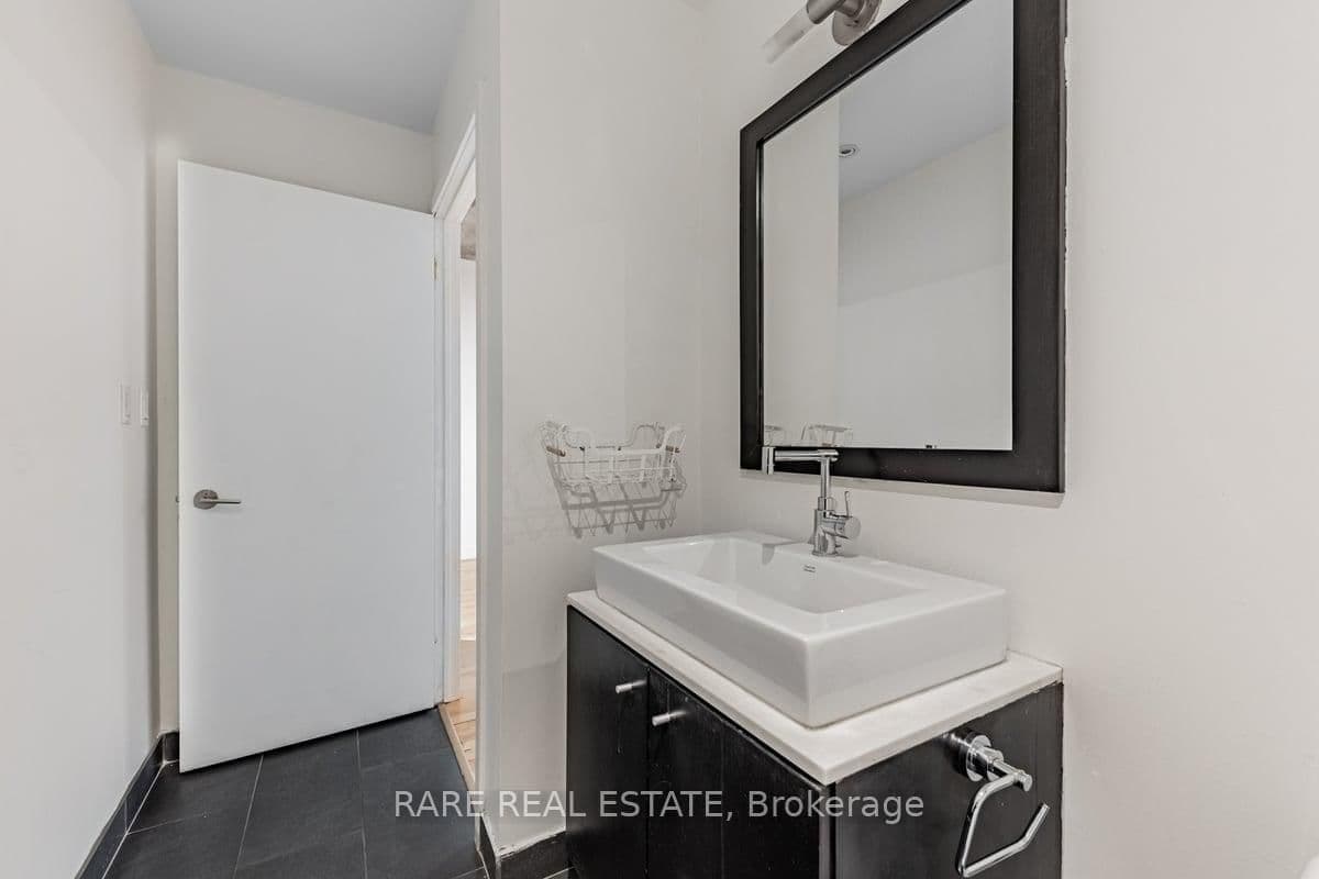 42 Camden Street, Unit 302 thumbnail 22