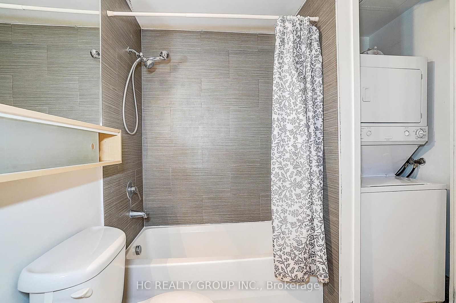 85 Bloor Street E, Unit 412 thumbnail 34