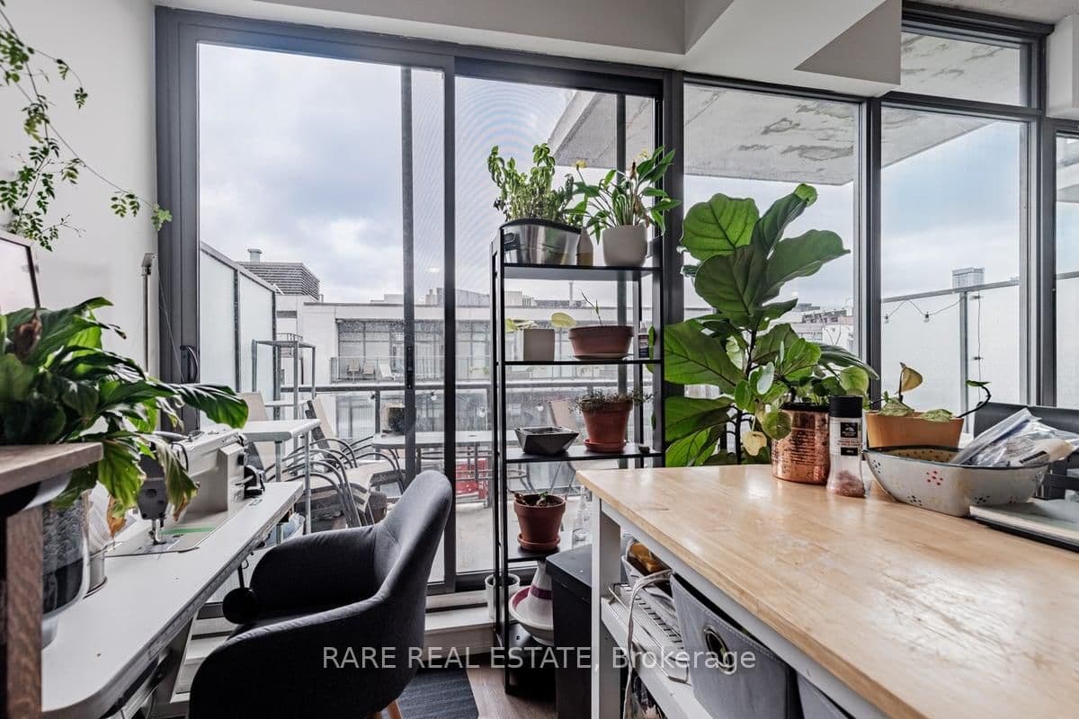 560 King Street W, Unit 1004 thumbnail 20