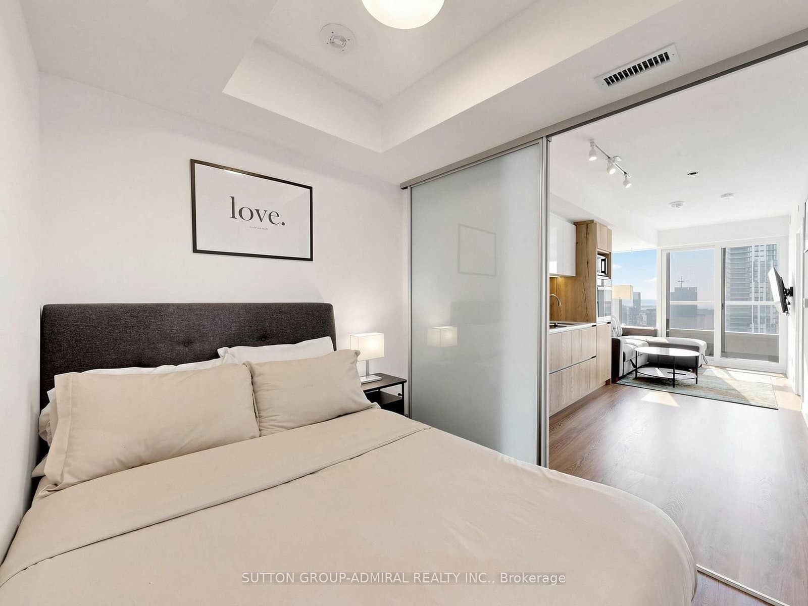 319 Jarvis Street, Unit 4001 thumbnail 15