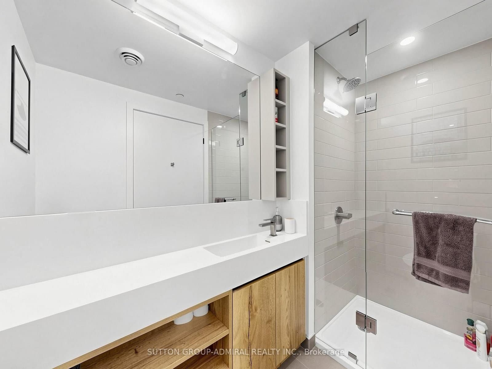 319 Jarvis Street, Unit 4001 thumbnail 16