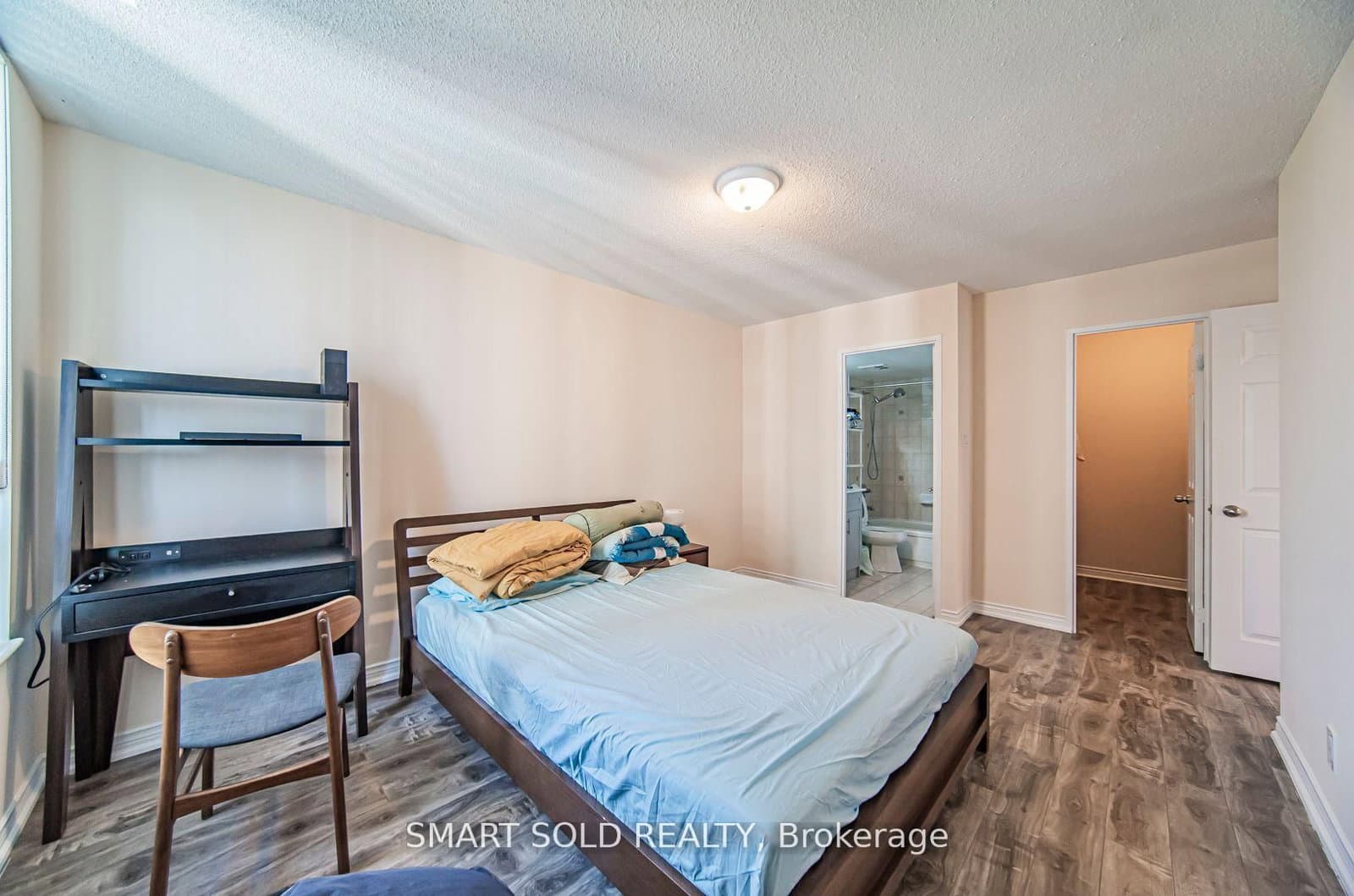 256 Doris Avenue, Unit PH210 thumbnail 24