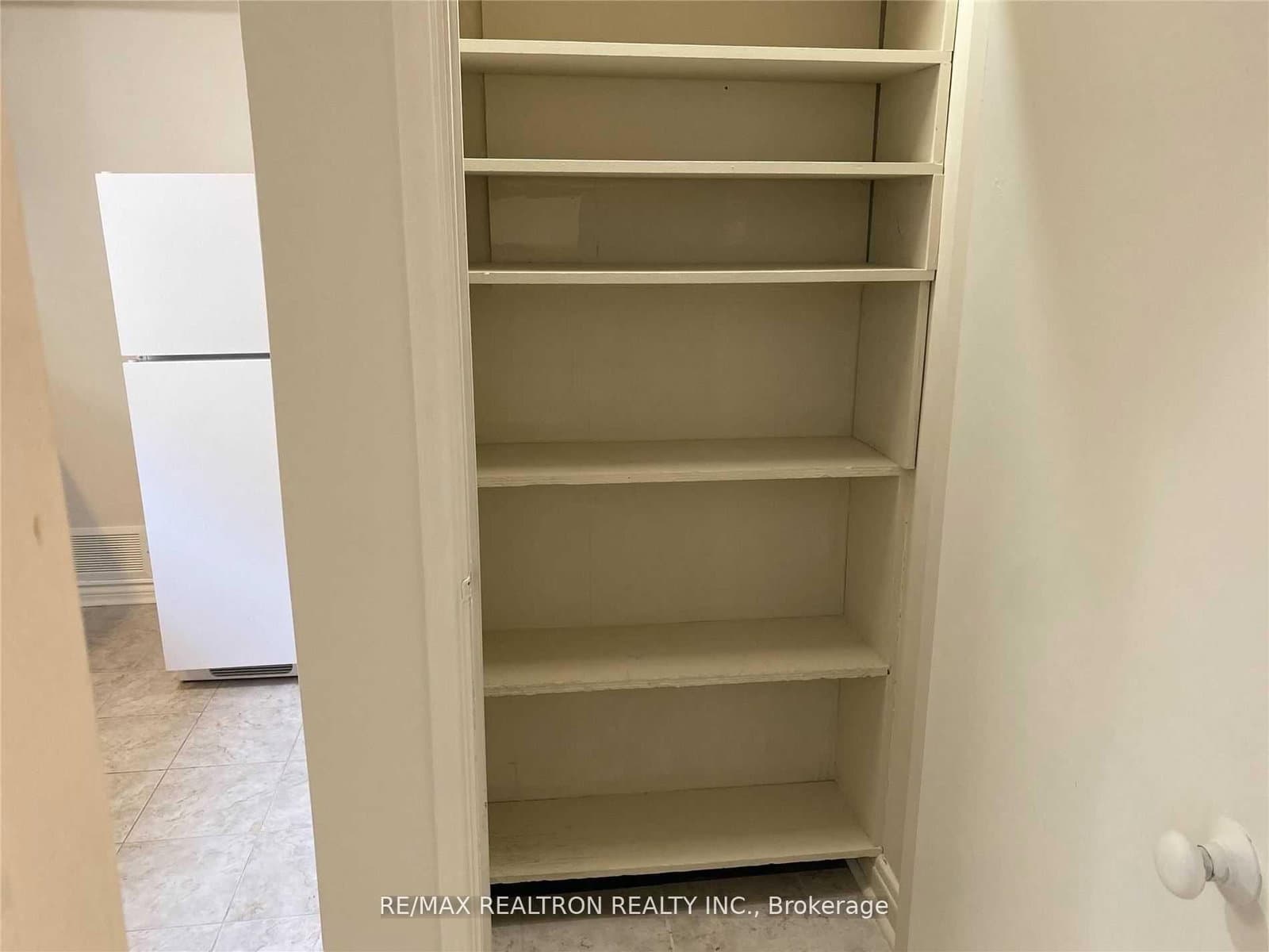 22 N Gormley Avenue, Unit Main thumbnail 7
