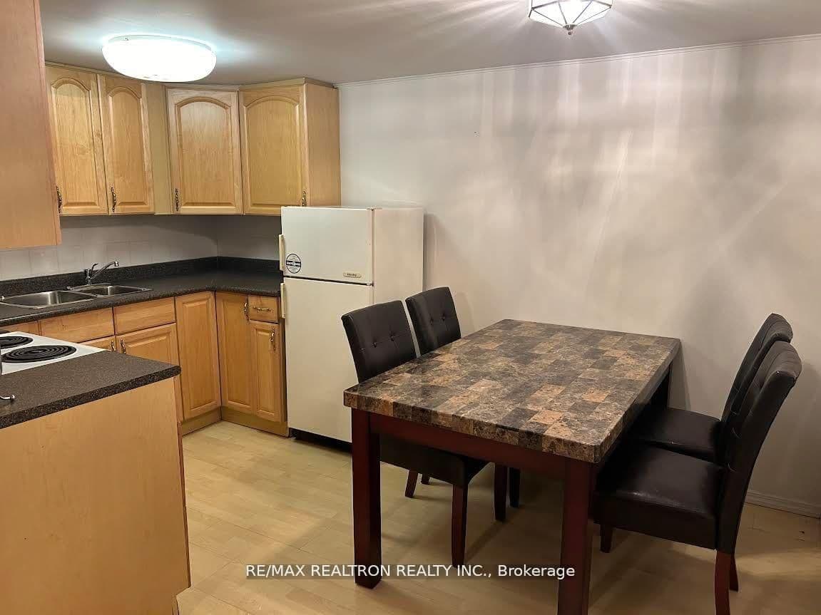 22 Gormley Avenue, Unit LL thumbnail 5
