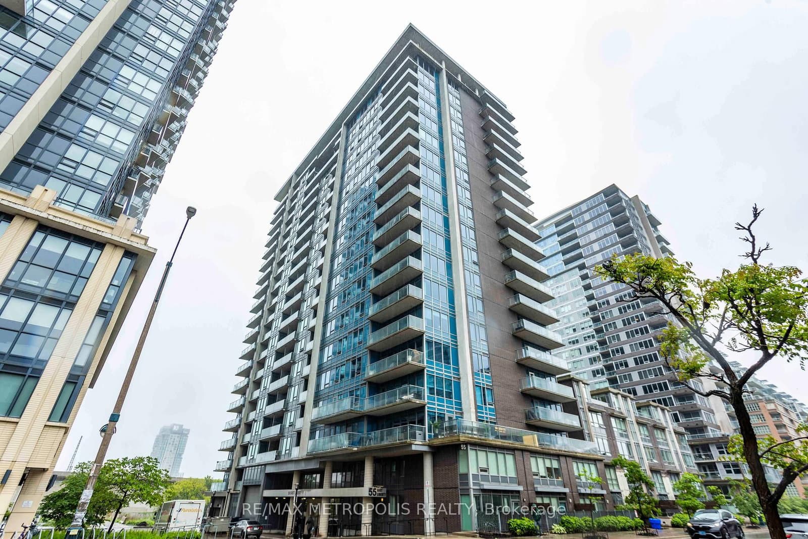 55 East Liberty Street, Unit 813 thumbnail 13