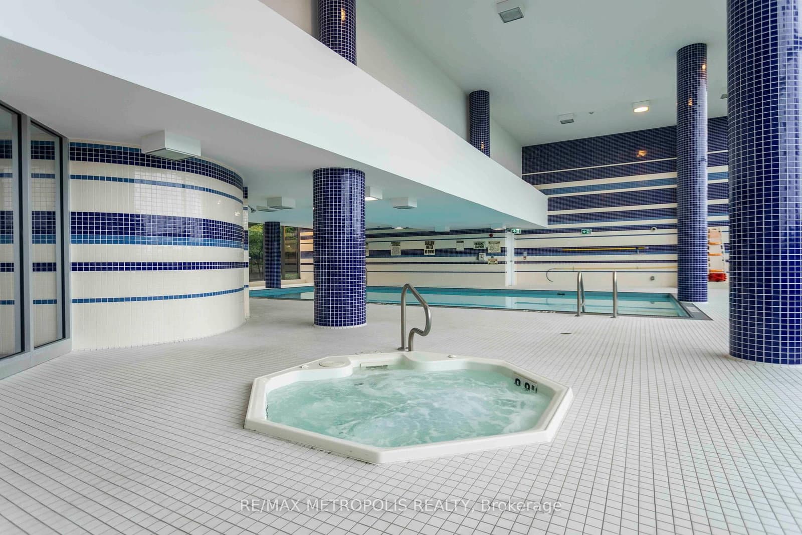 55 East Liberty Street, Unit 813 thumbnail 22