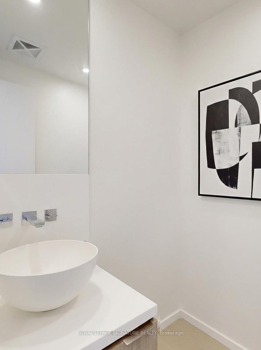 1 Bloor Street E, Unit 4406 thumbnail 14