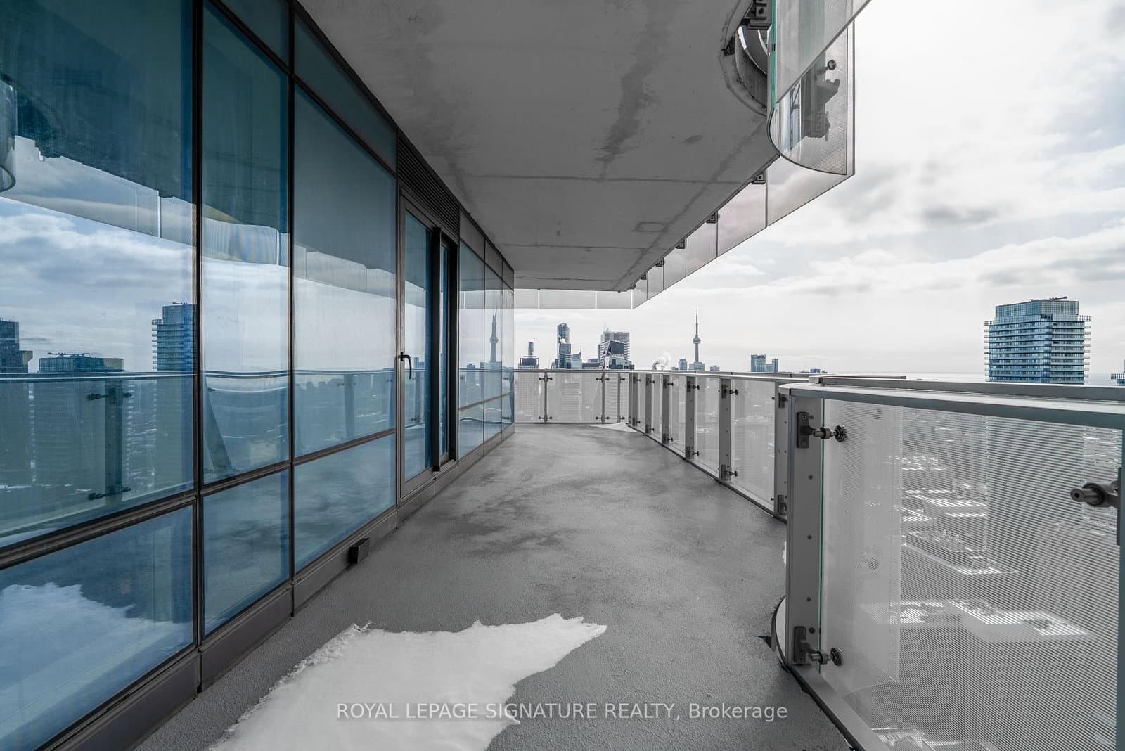 1 Bloor Street E, Unit 4406 thumbnail 19