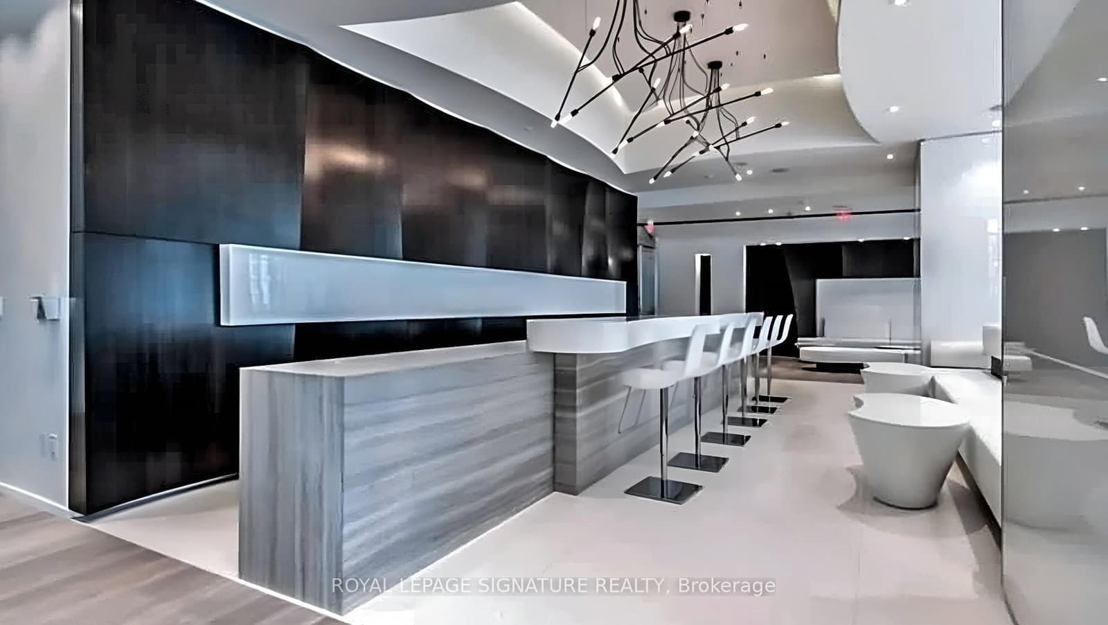 1 Bloor Street E, Unit 4406 thumbnail 25