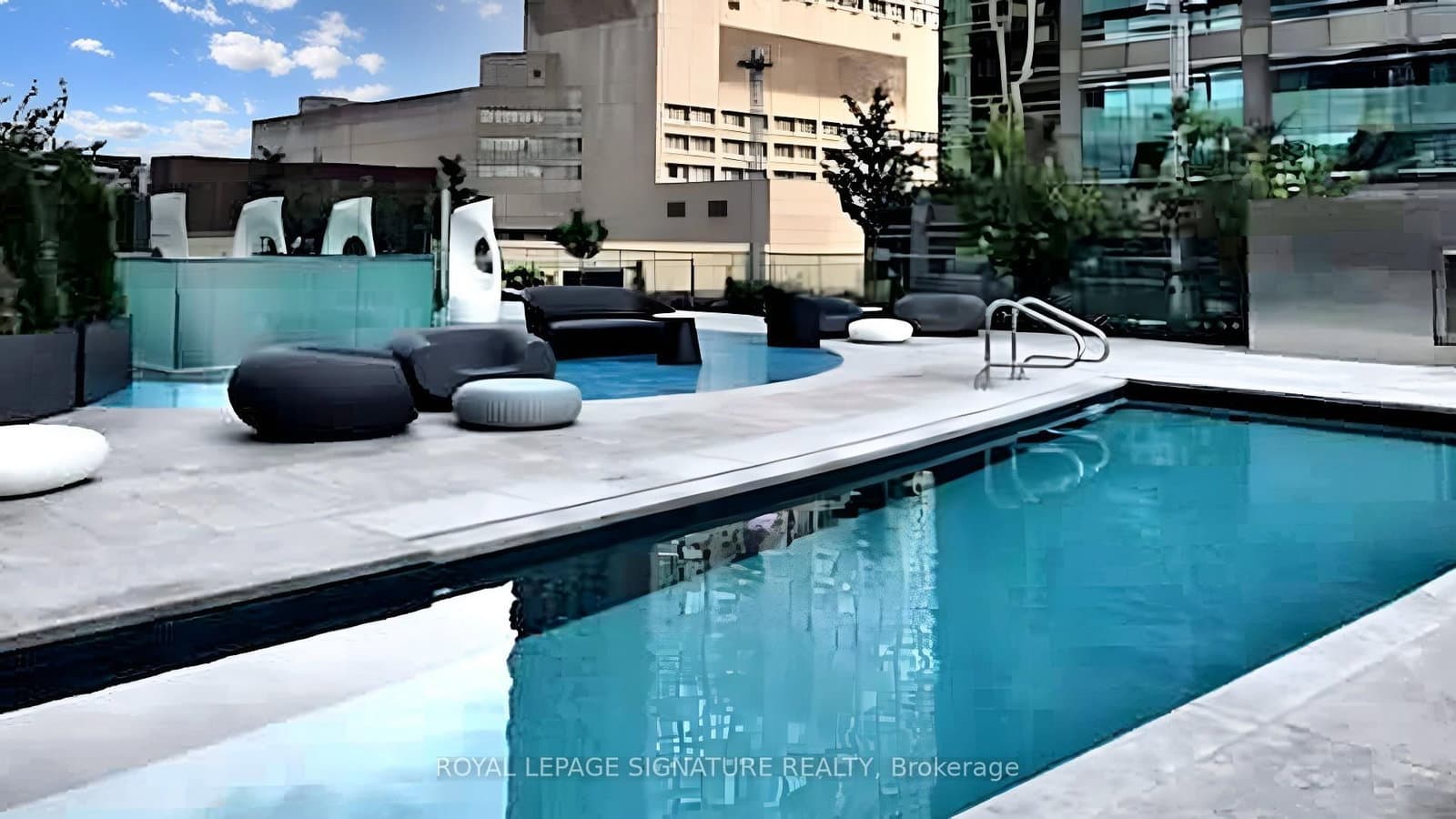 1 Bloor Street E, Unit 4406 thumbnail 37