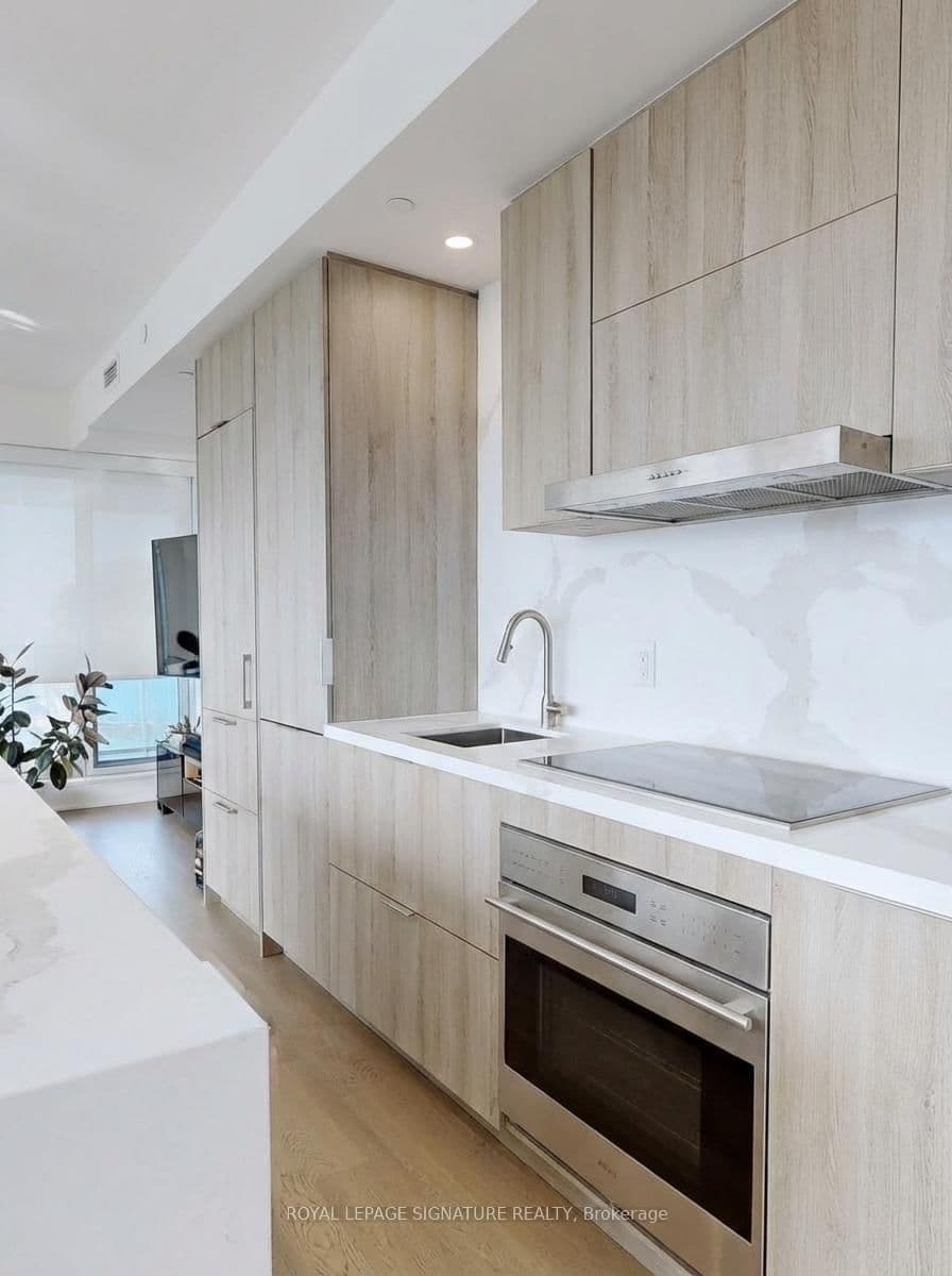 1 Bloor Street E, Unit 4406 thumbnail 7