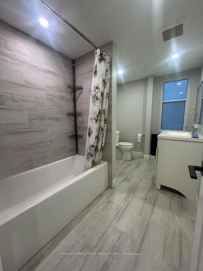485 Oriole Parkway, Unit Main thumbnail 13