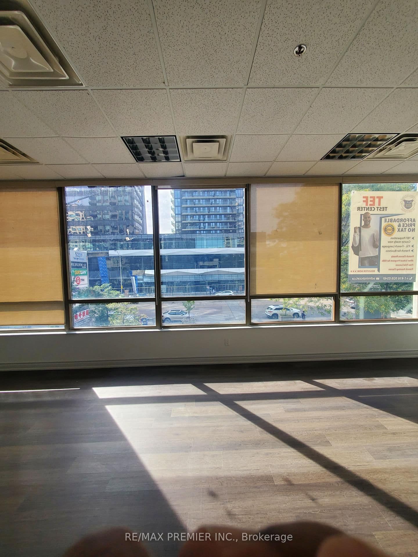 5231 Yonge Street, Unit 203 thumbnail 8
