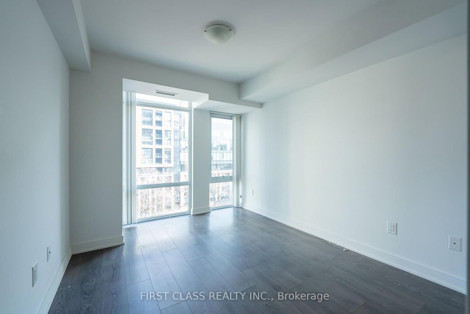 525 Adelaide Street W, Unit 1022 thumbnail 5