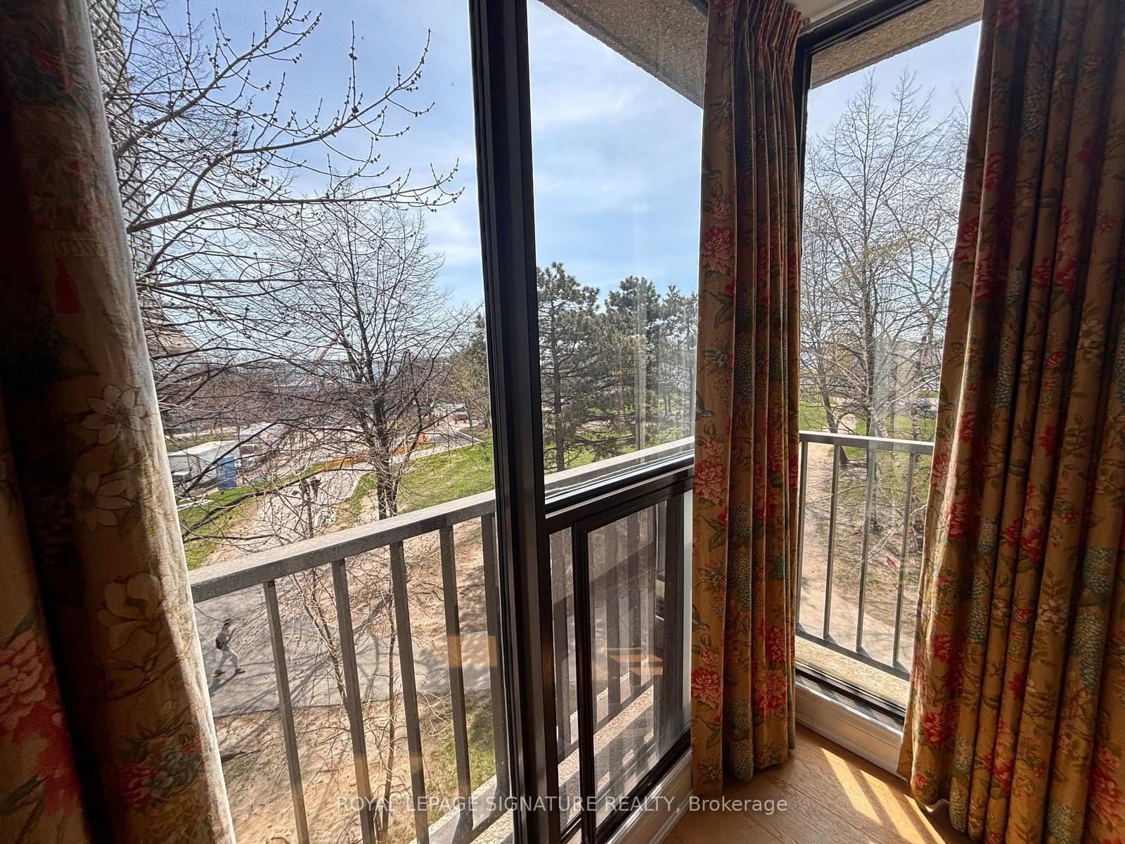 33 Harbour Square, Unit 410/204 thumbnail 11