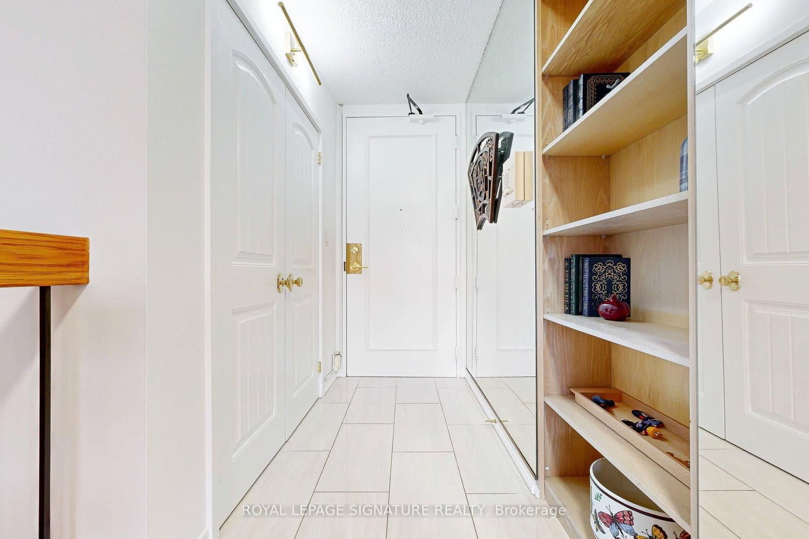 33 Harbour Square, Unit 410/204 thumbnail 3