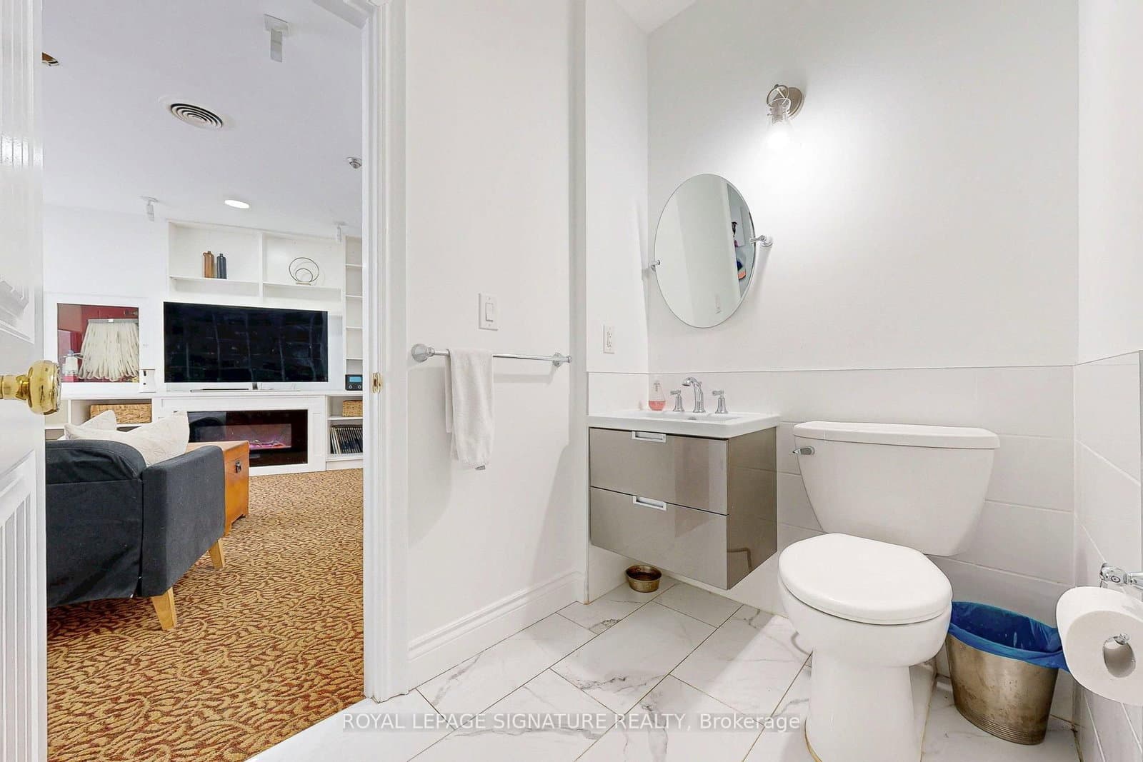 33 Harbour Square, Unit 410/204 thumbnail 37
