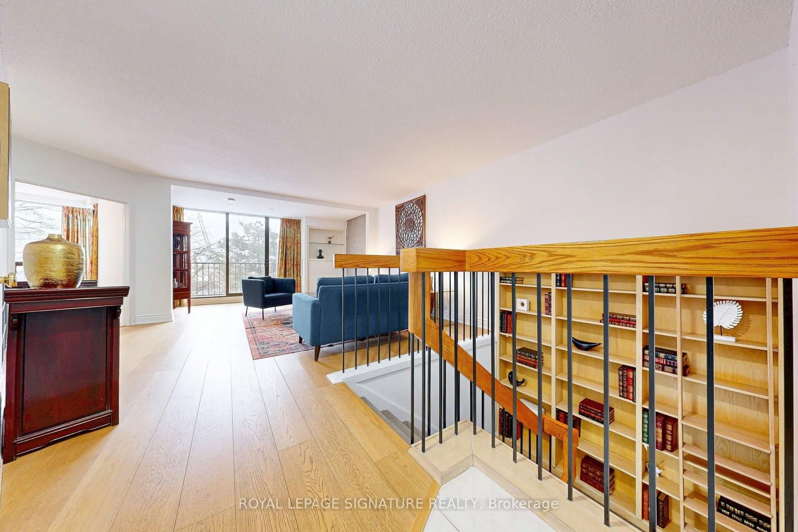 33 Harbour Square, Unit 410/204 thumbnail 4