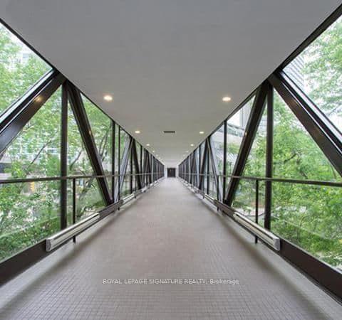 33 Harbour Square, Unit 410/204 thumbnail 40
