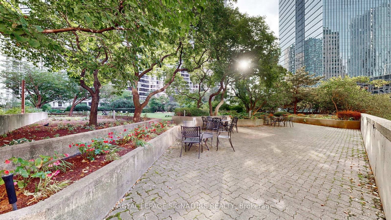 33 Harbour Square, Unit 410/204 thumbnail 45