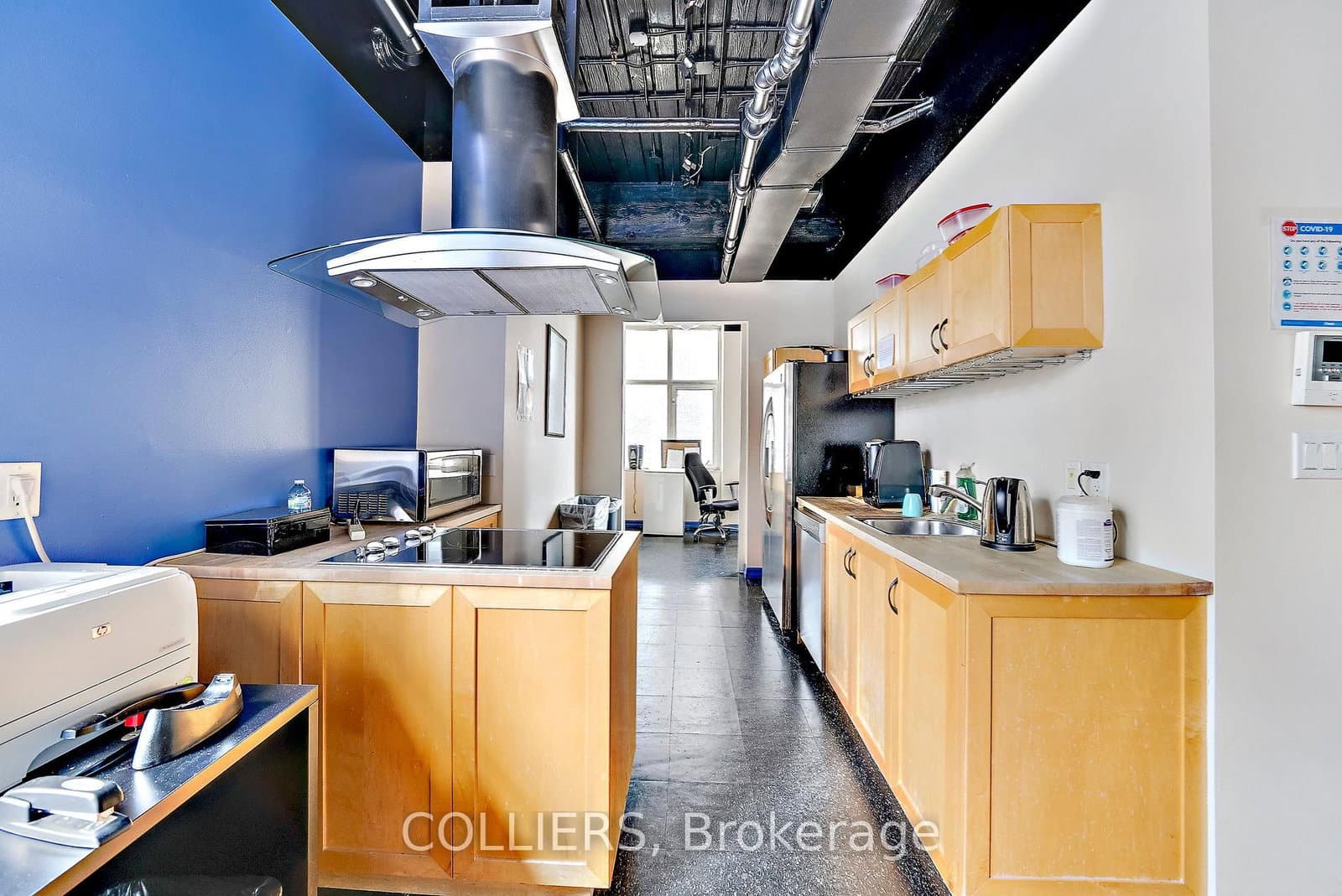 340 Richmond Street W thumbnail 9