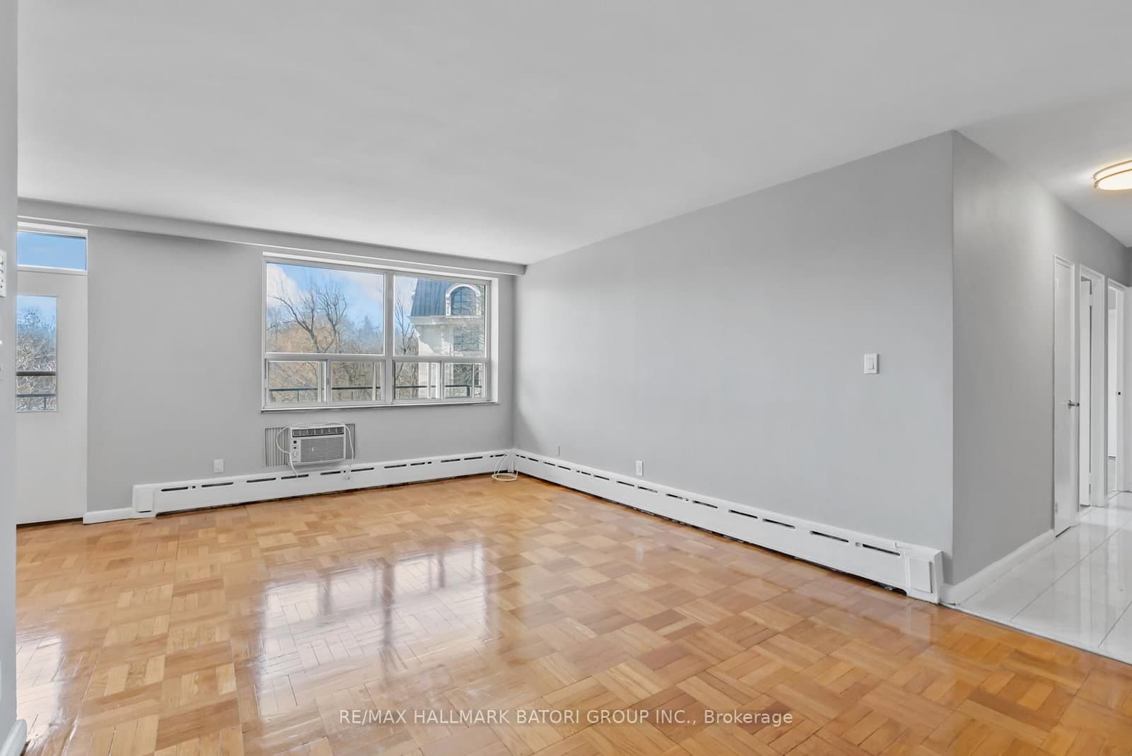 159 Russell Hill Road, Unit 403 thumbnail 15