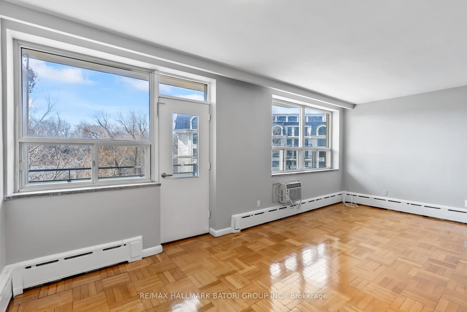 159 Russell Hill Road, Unit 403 thumbnail 18