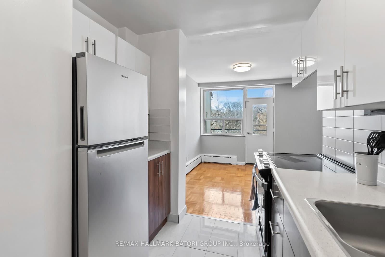 159 Russell Hill Road, Unit 403 thumbnail 30