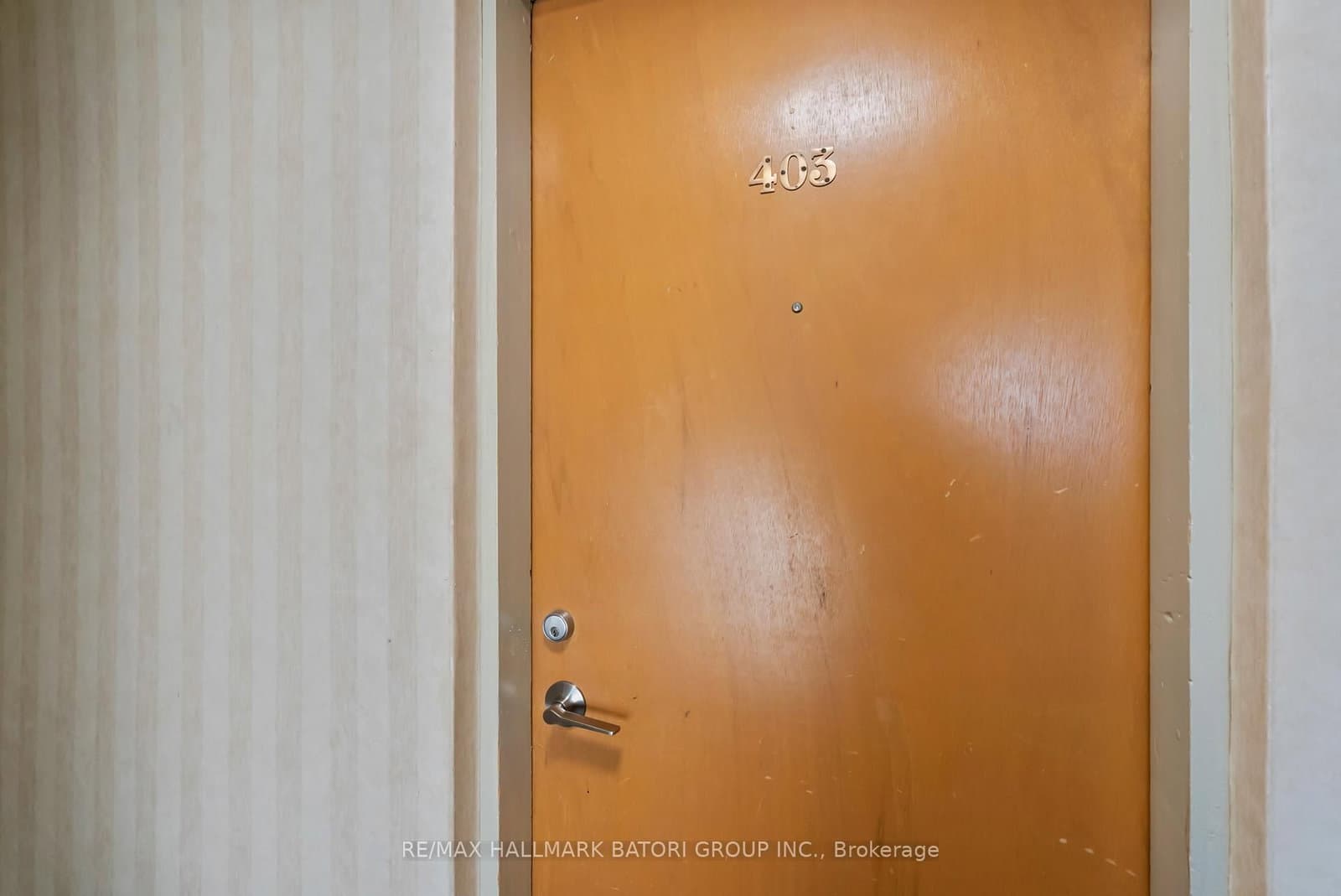 159 Russell Hill Road, Unit 403 thumbnail 32