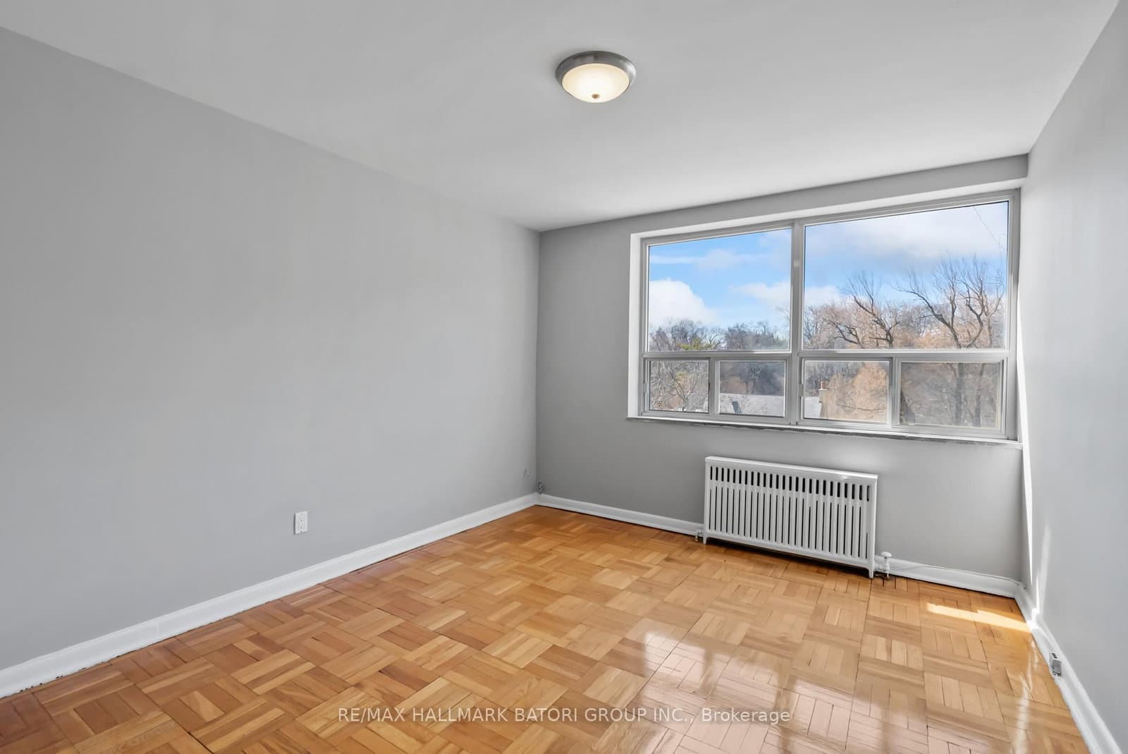 159 Russell Hill Road, Unit 403 thumbnail 5